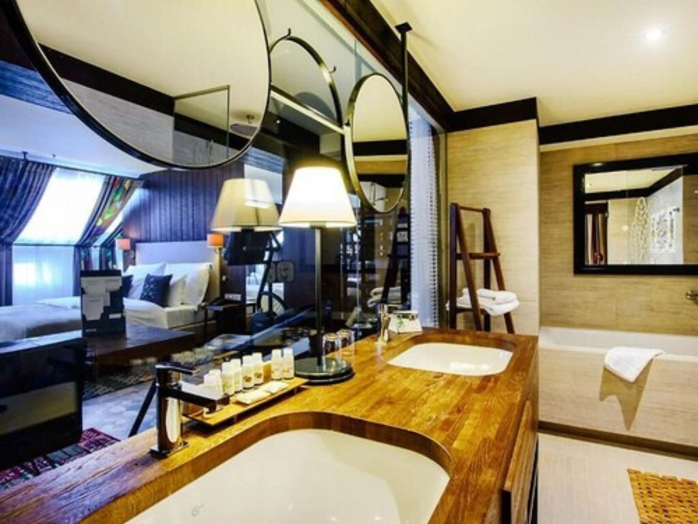 Bristol Tradition and Luxury