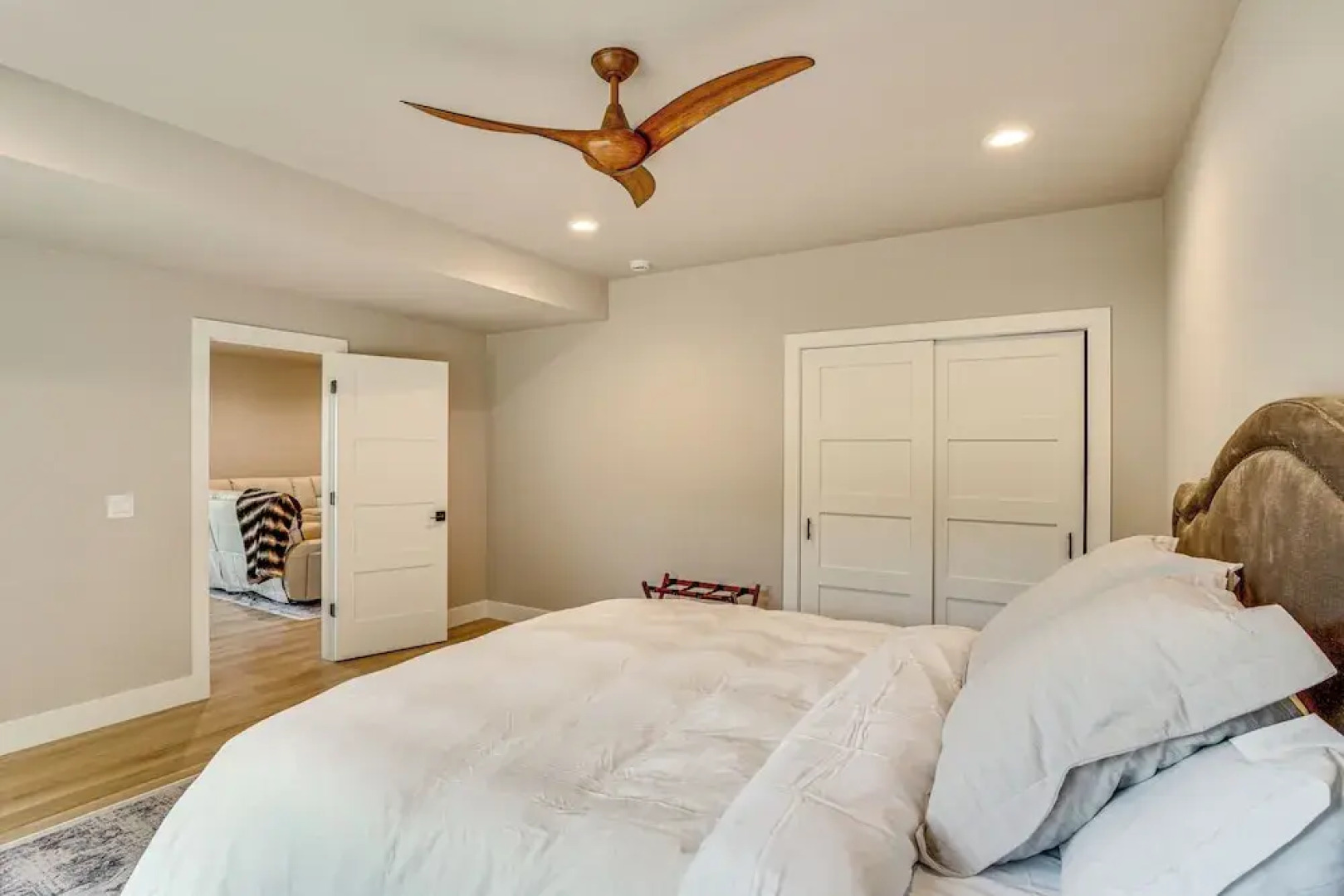 Walk to Beaches + Restaurants: Elkhart Lake Escape