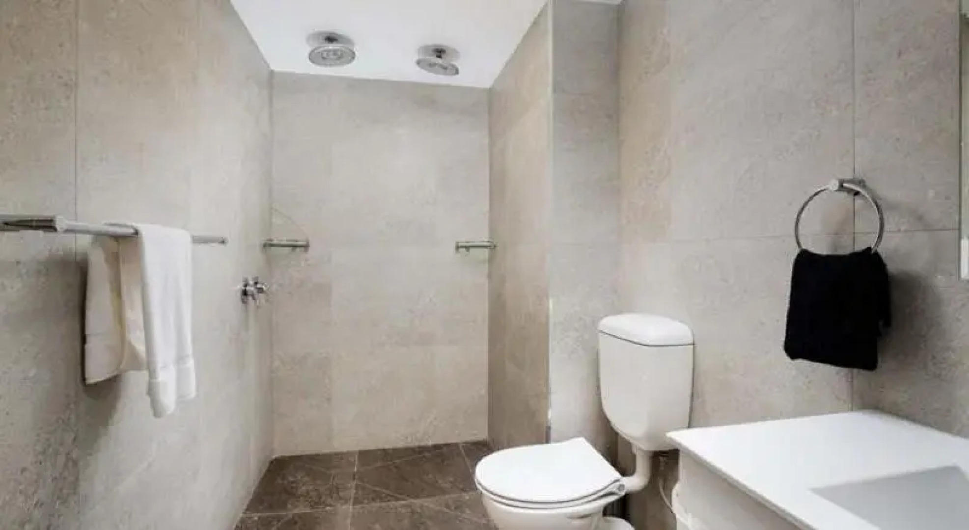 Nautilos on The Harbour