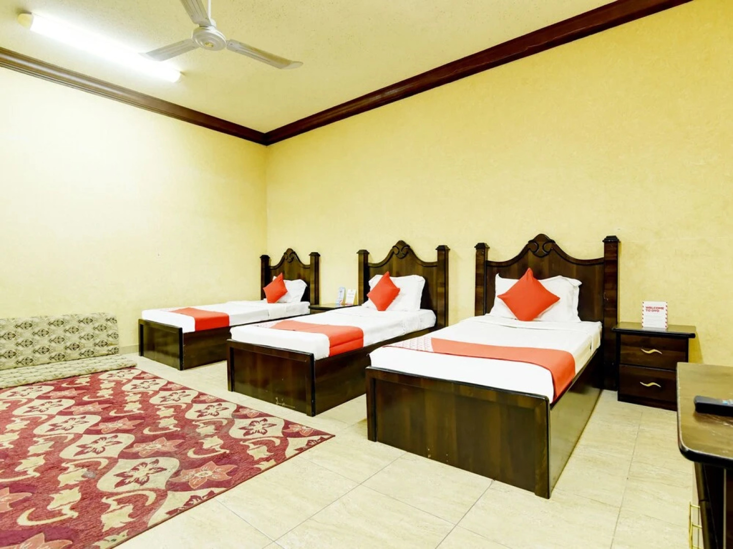 OYO 382 Najmat Alafg Furnished Apartment