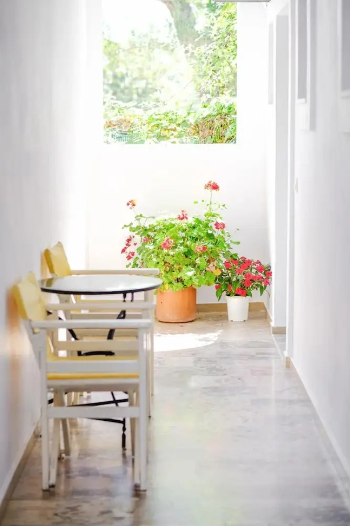 Kalimera Studios and Apartments