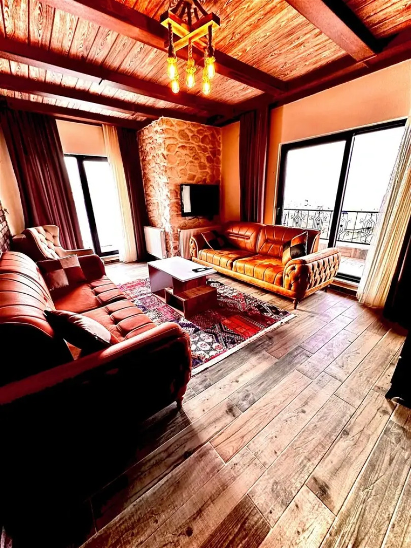 Yeşilsu taş konağı