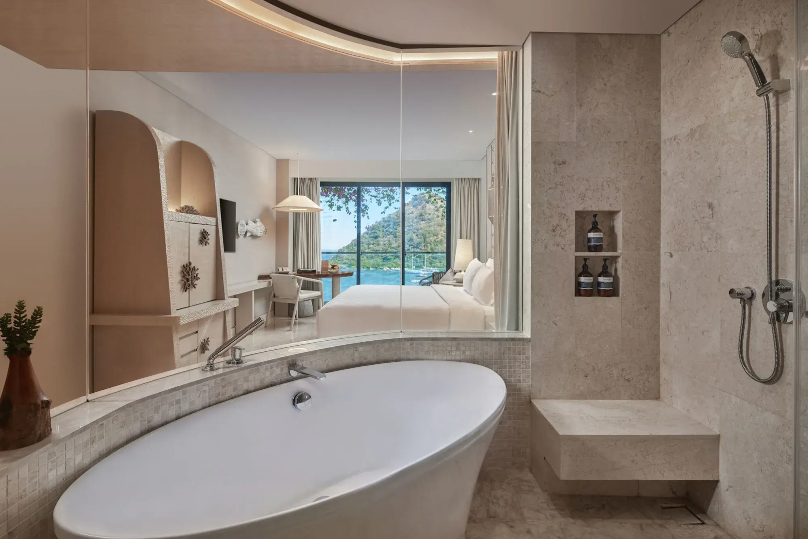 AYANA Komodo Waecicu Beach