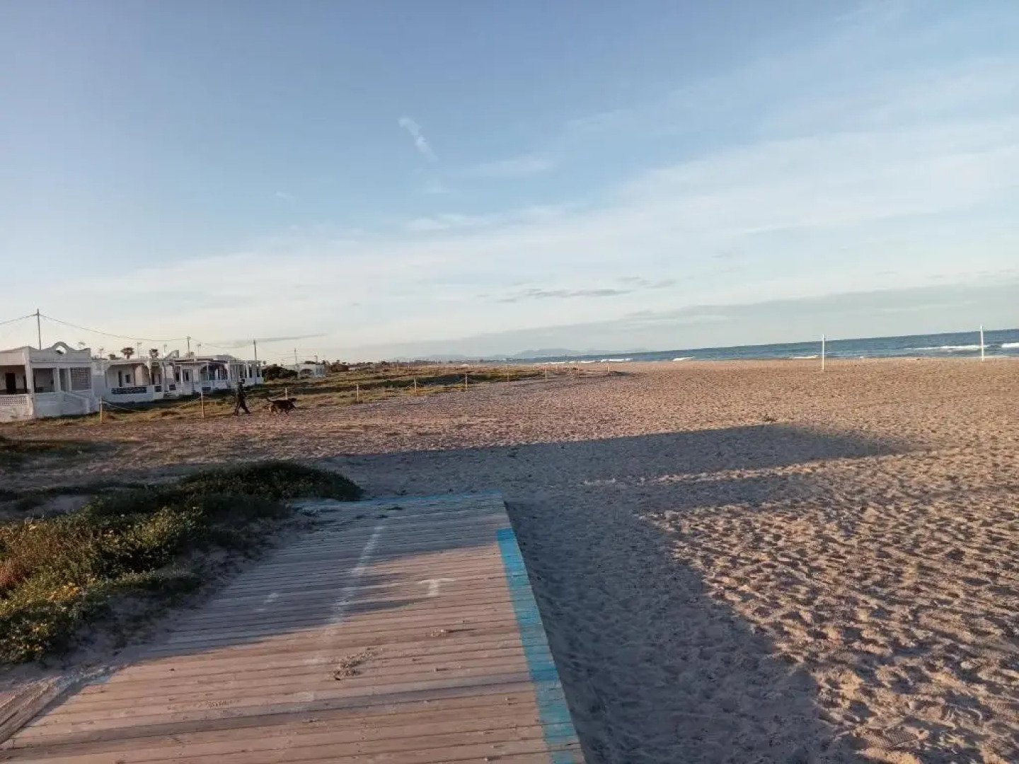 PLAYA ALMARDA,PISCINA,2 TERRAZAS,WIFI,PARKING,BBQ,TRANQUILo