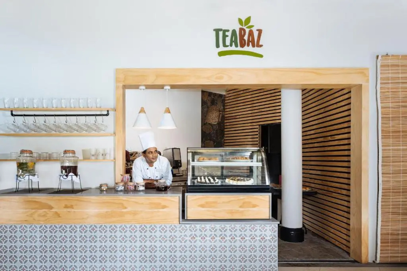 Lagoon Attitude - Adults Only