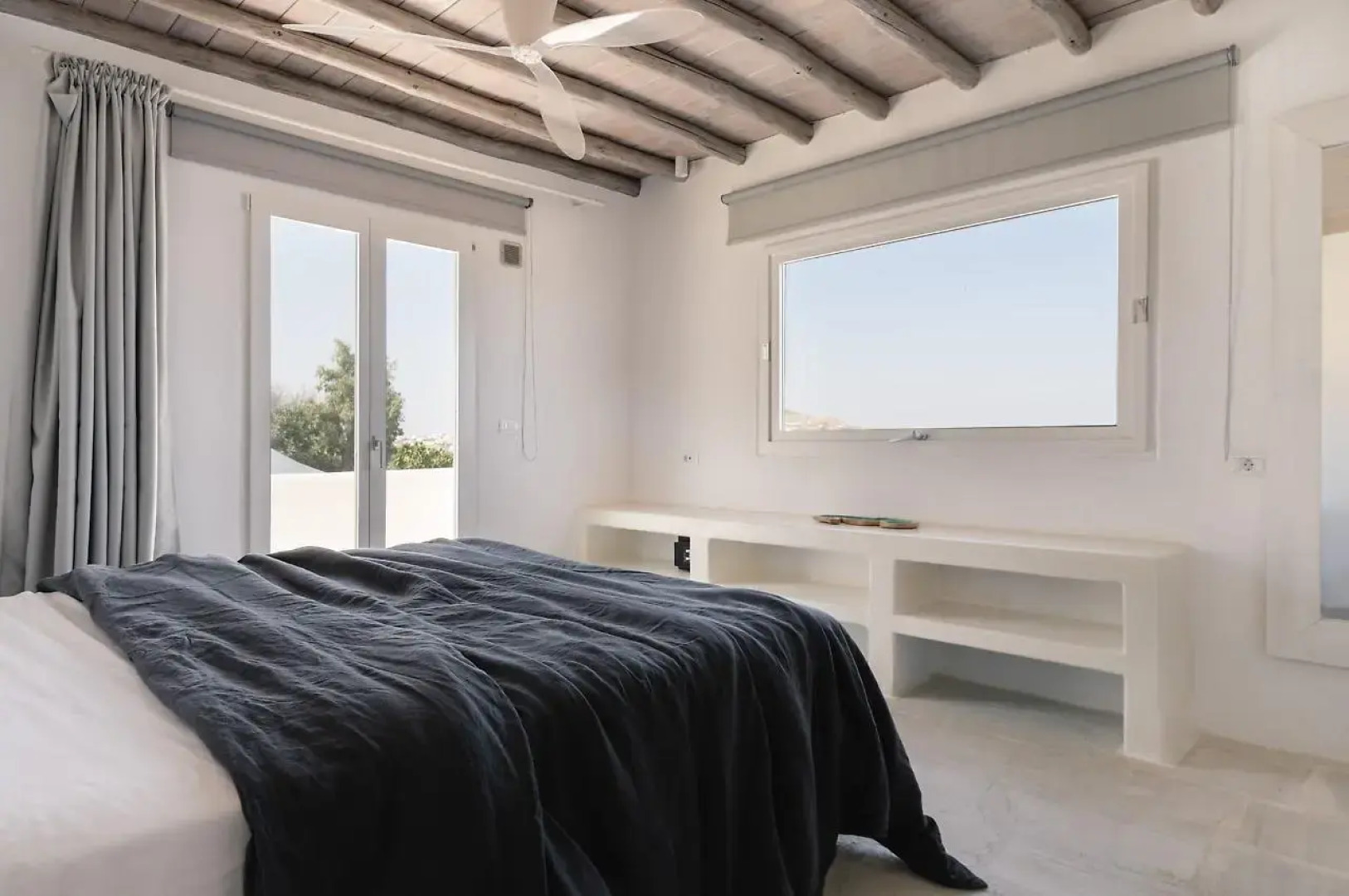 Villa Psarou - The Above Nammos Experience