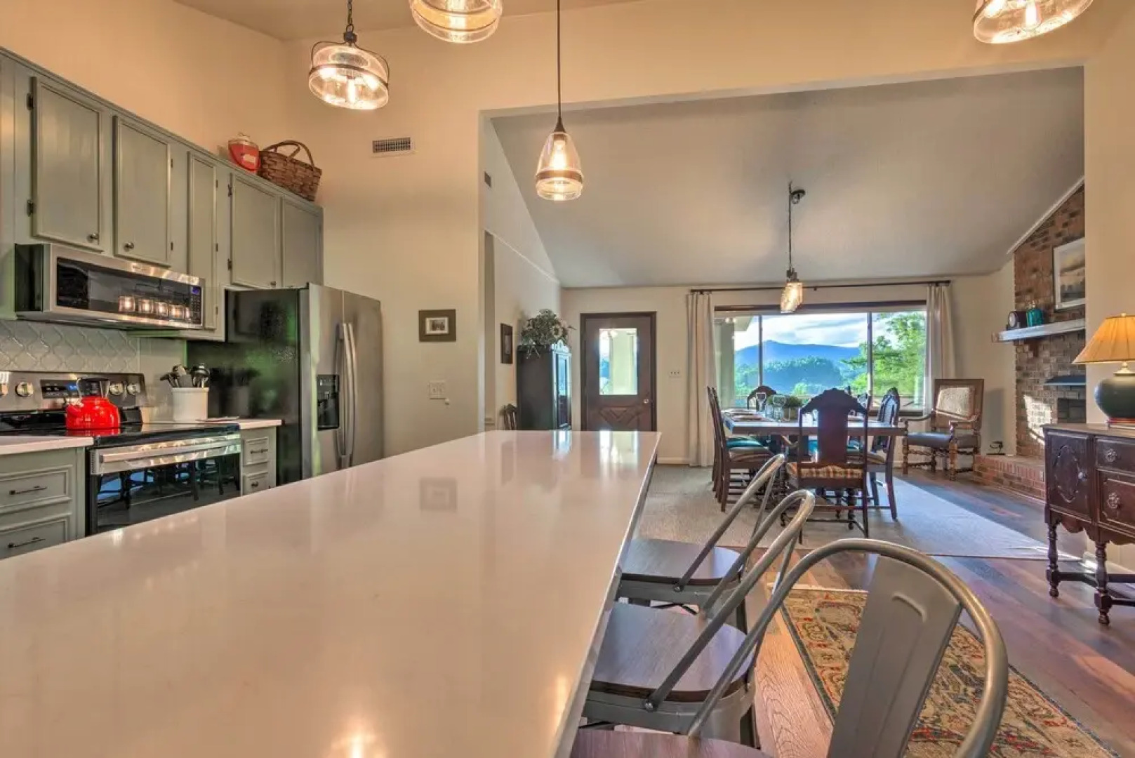 'pisgah Forest Shifting Gears House w/ Views!