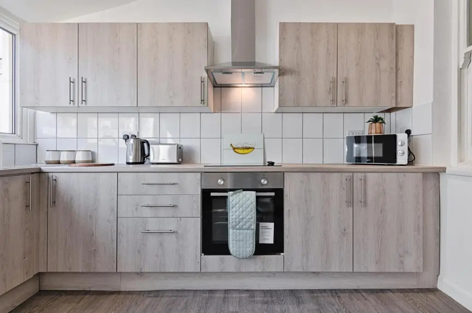 Hilltop House - TV in Every Bedroom!