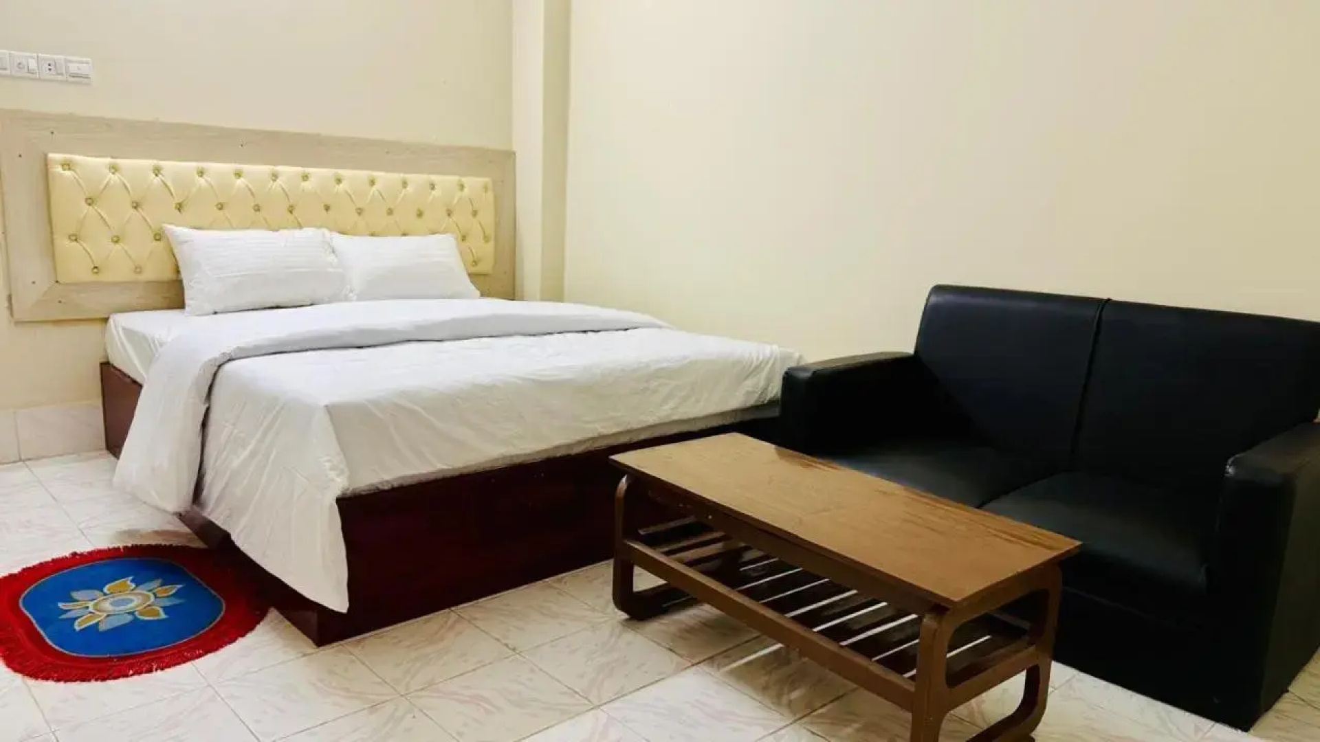 Hotel Green Land