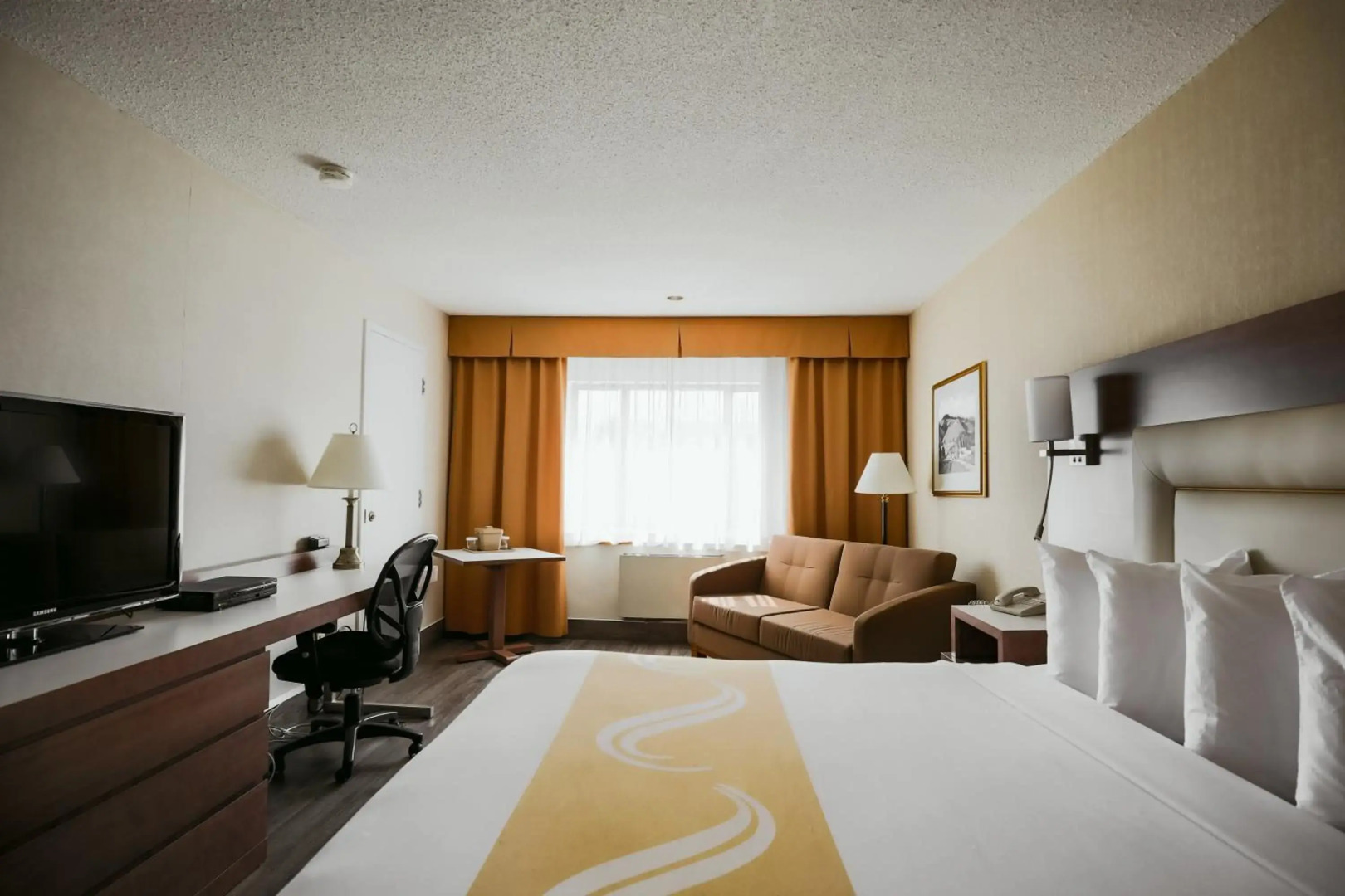 Quality Inn & Suites Gatineau