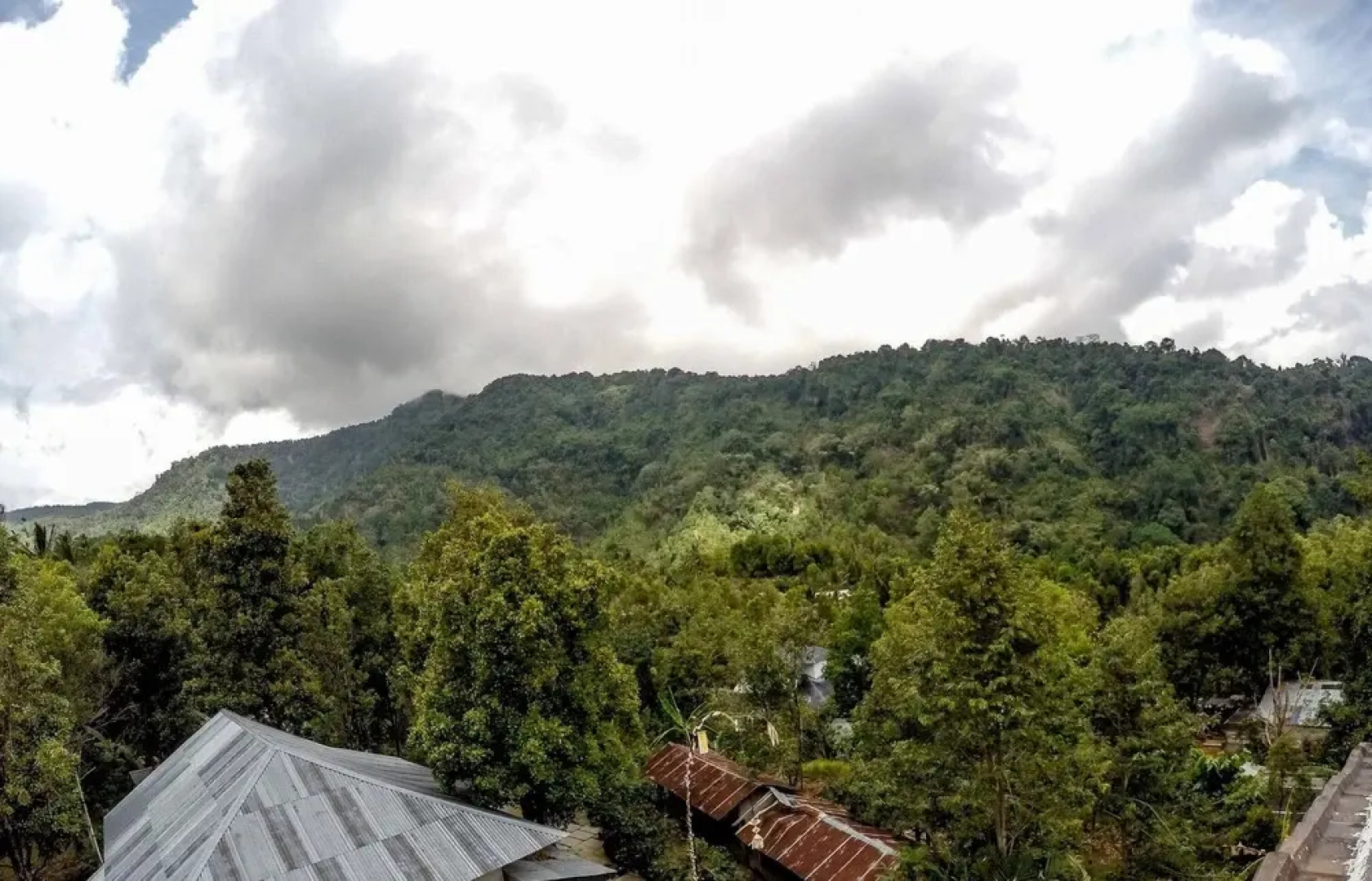 Jro Maman Guest House