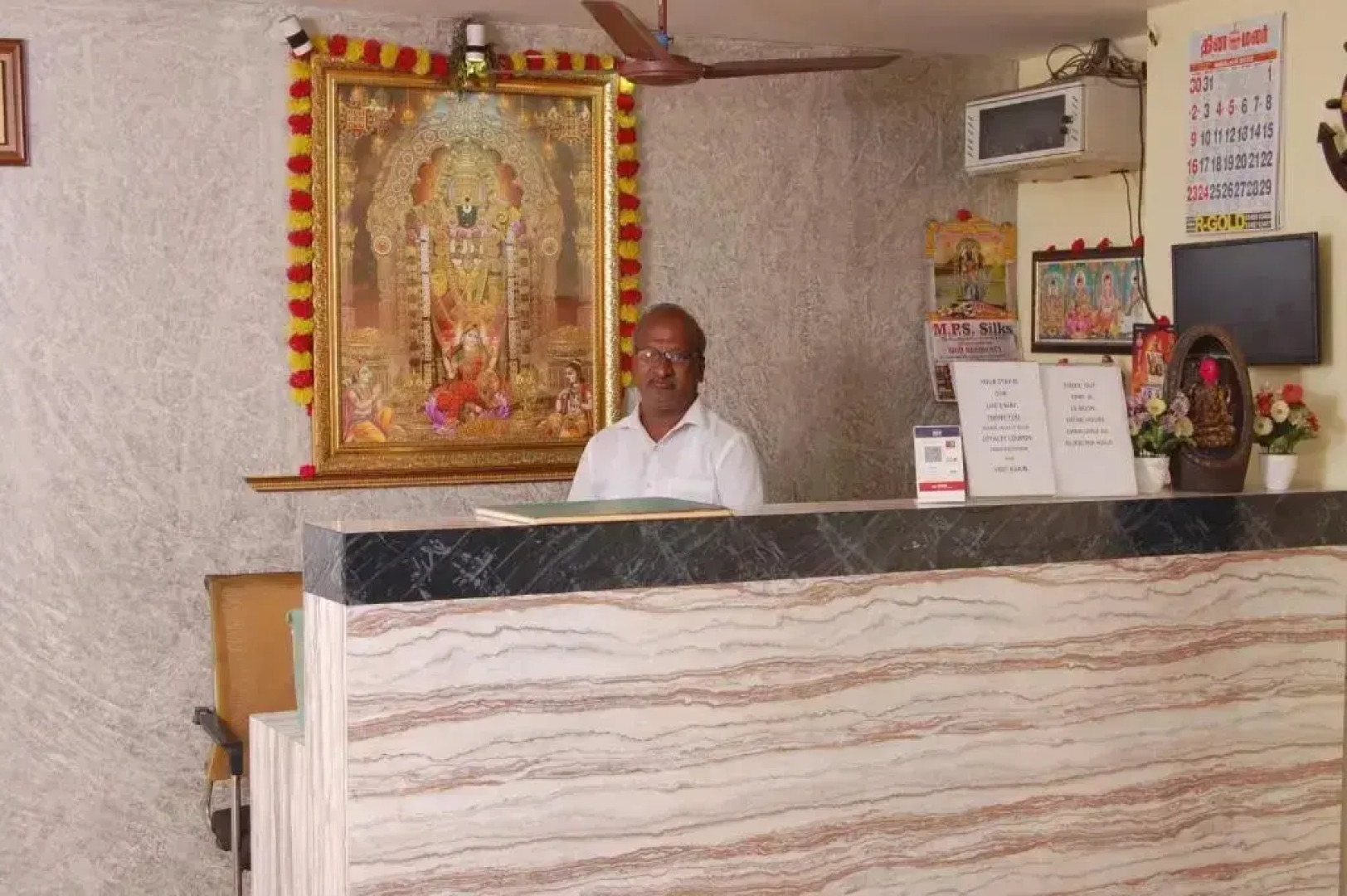 Hotel Adhi Residency - Cleanliness & Friendliness Room VL Vardharaja Temple