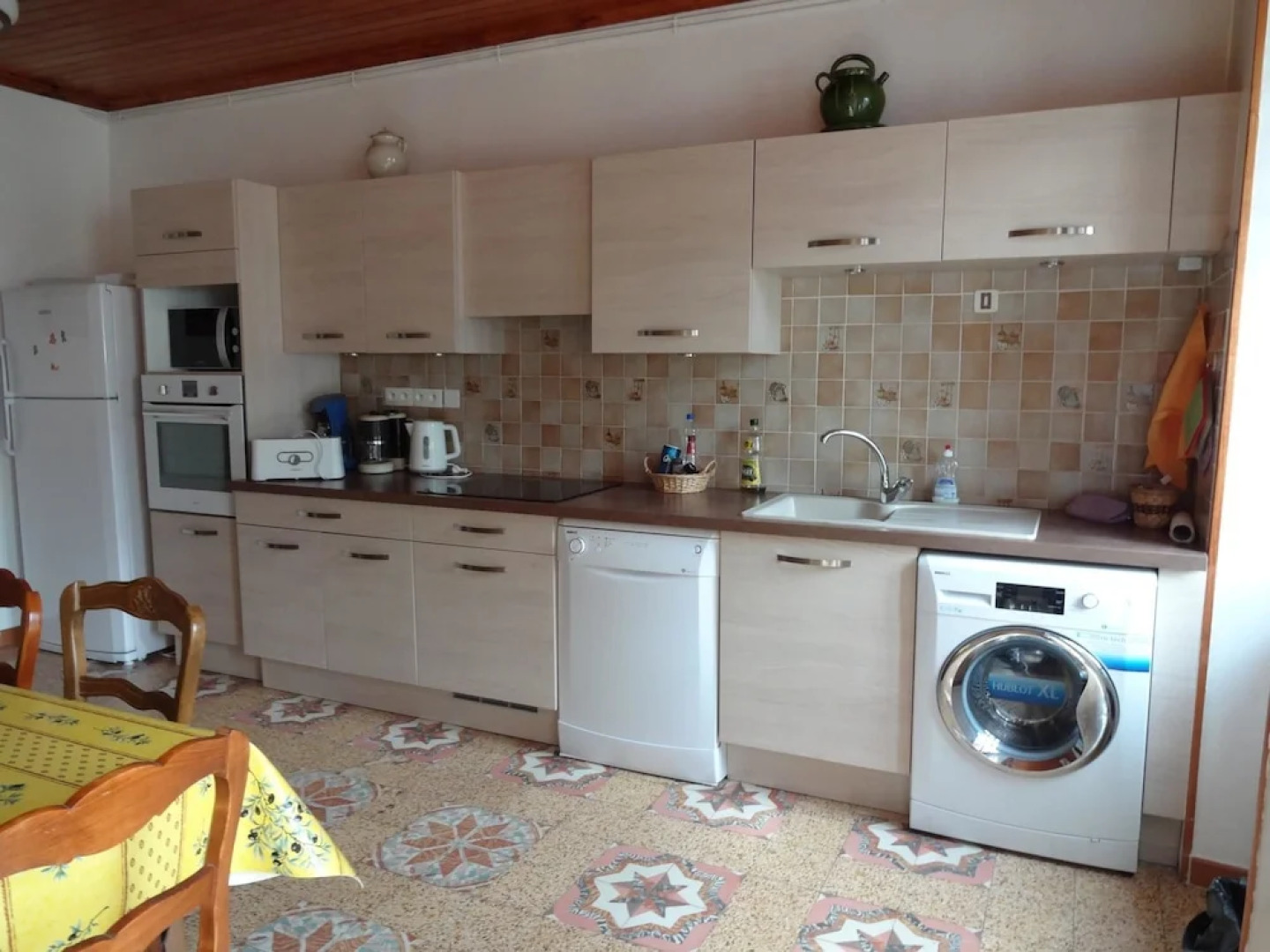 House With 5 Bedrooms in Robiac-rochessadoule, With Enclosed Garden