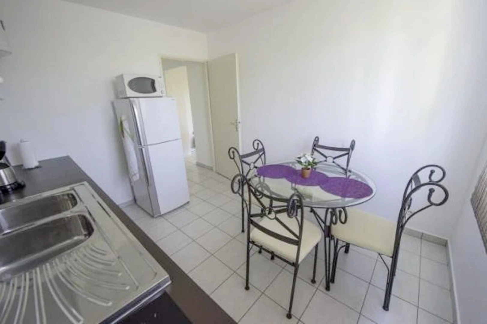 Apartment With one Bedroom in Le Gosier, With Wonderful sea View, Encl