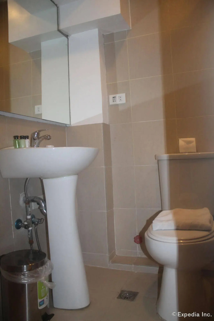 F1 Suites at Fort Palm Spring