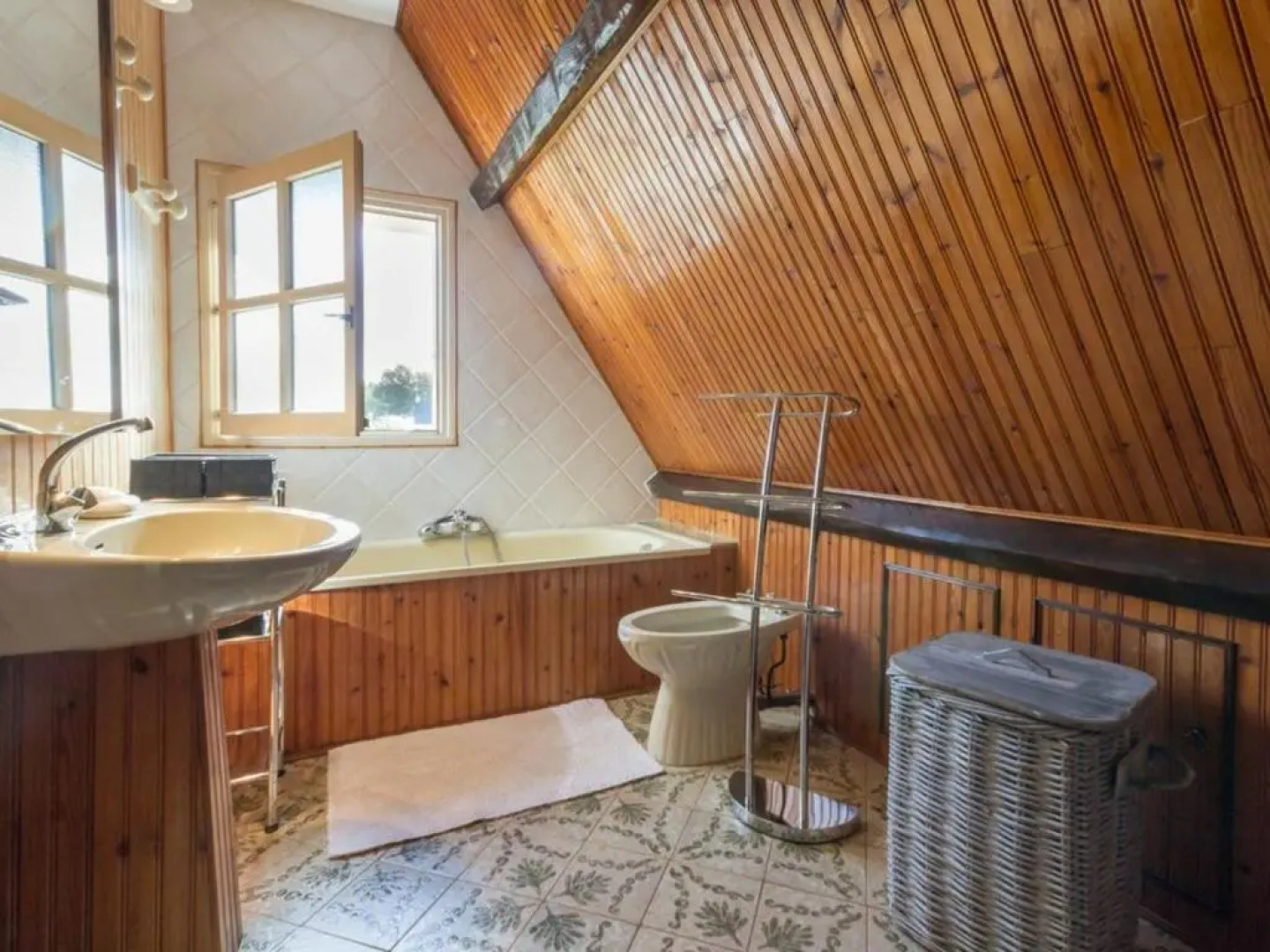 Gîte Saint-Joachim, 4 pièces, 6 personnes - FR-1-306-1131