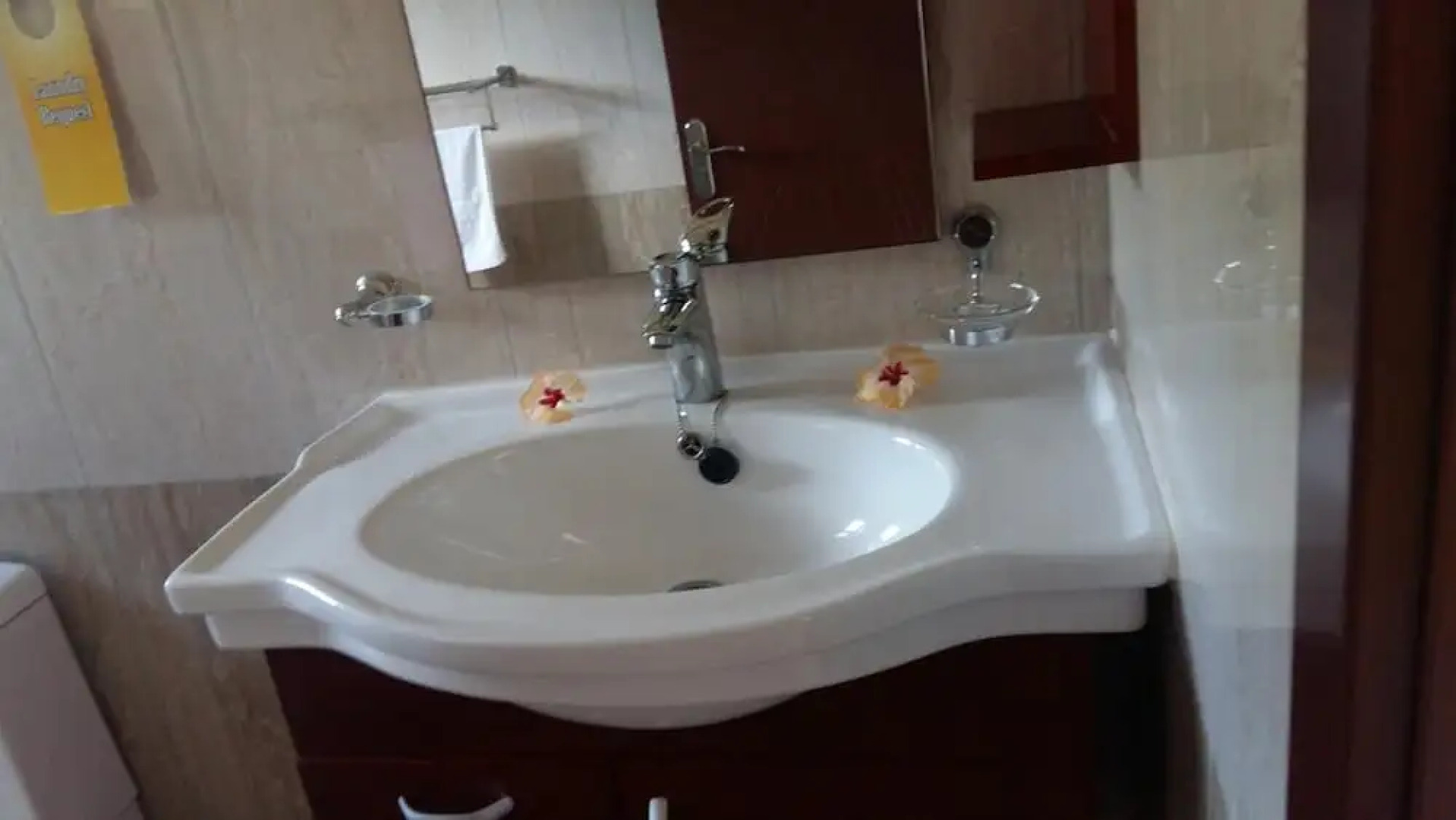 Lone Self Catering Apartment