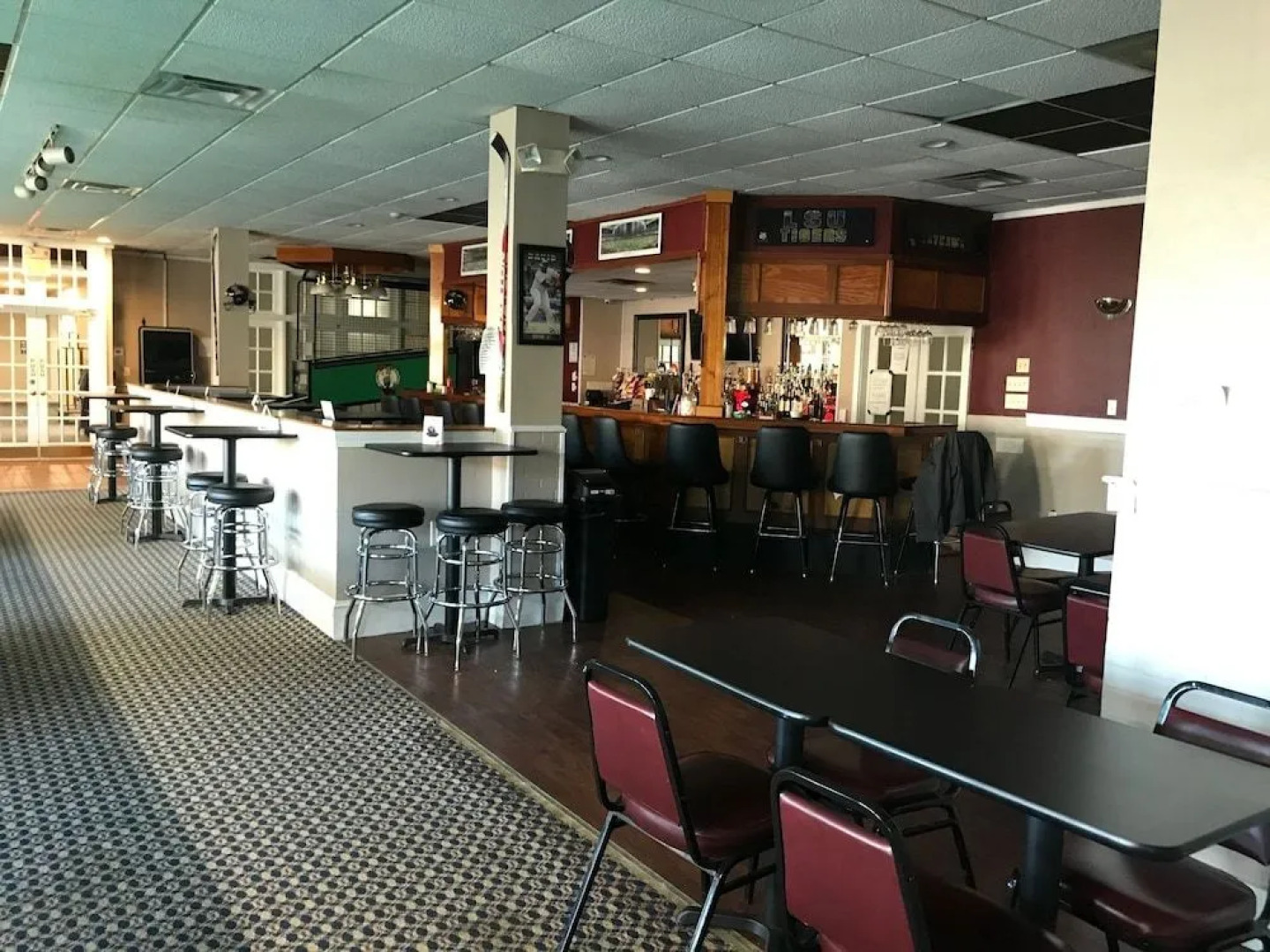 Whaler Inn and Suites