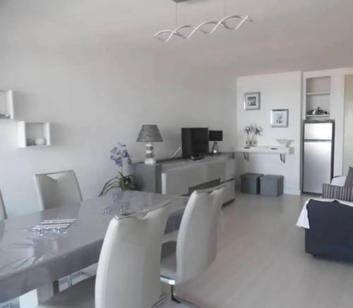 Apartment With one Bedroom in Trouville-sur-mer, With Wonderful sea View and Enclosed Garden - 800 m From the Beach