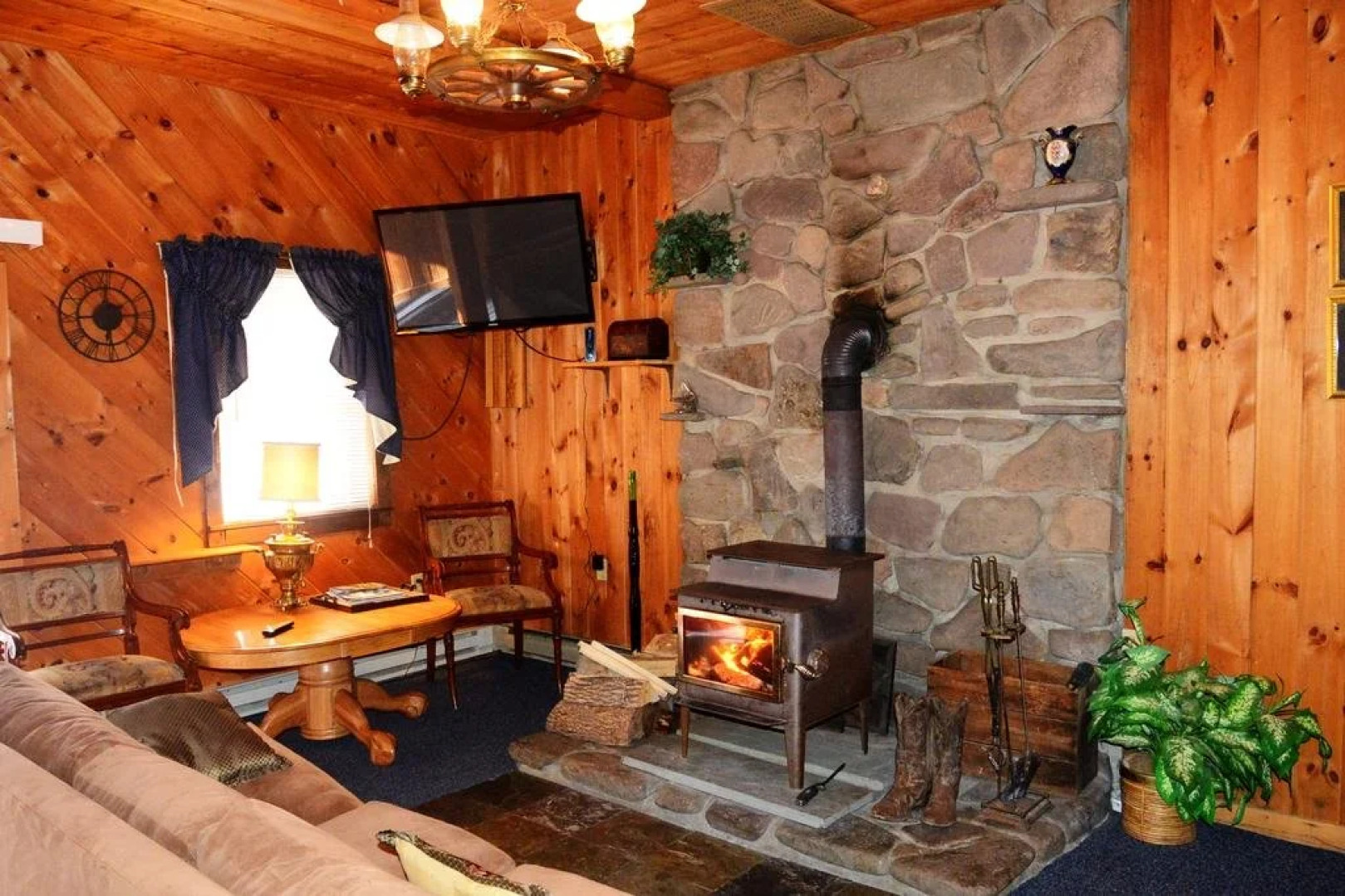 Mountain Treasure B&B