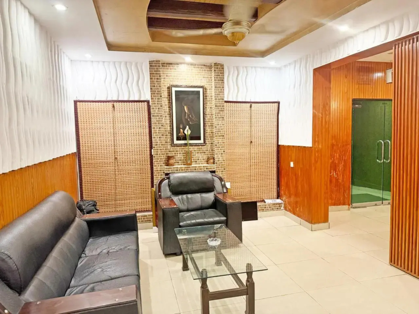 Green Fort Hotel Gulberg