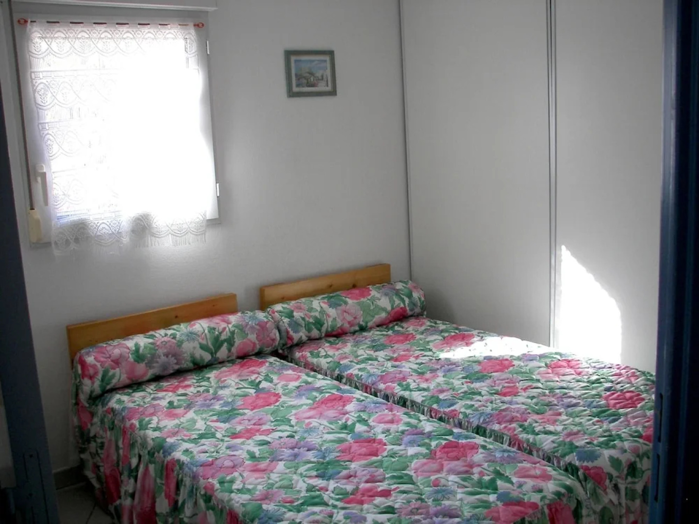 Apartment With 2 Bedrooms in Sainte-marie-la-mer, With Furnished Terrace - 30 m From the Beach