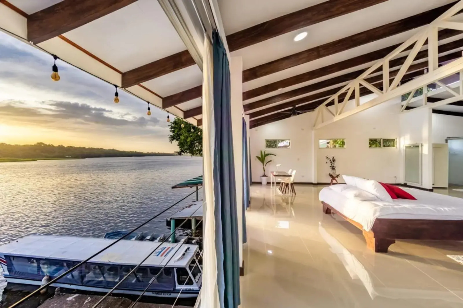 The Babylon Suite Tortuguero