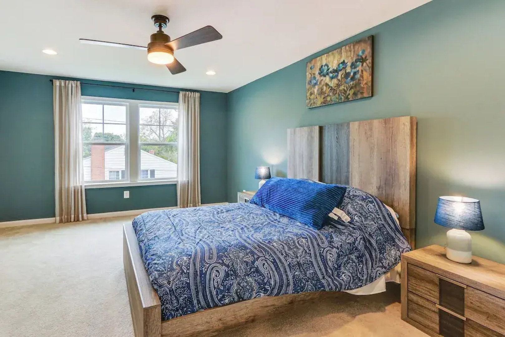 2 Mi to Hollywood Casino: Charles Town Townhome!