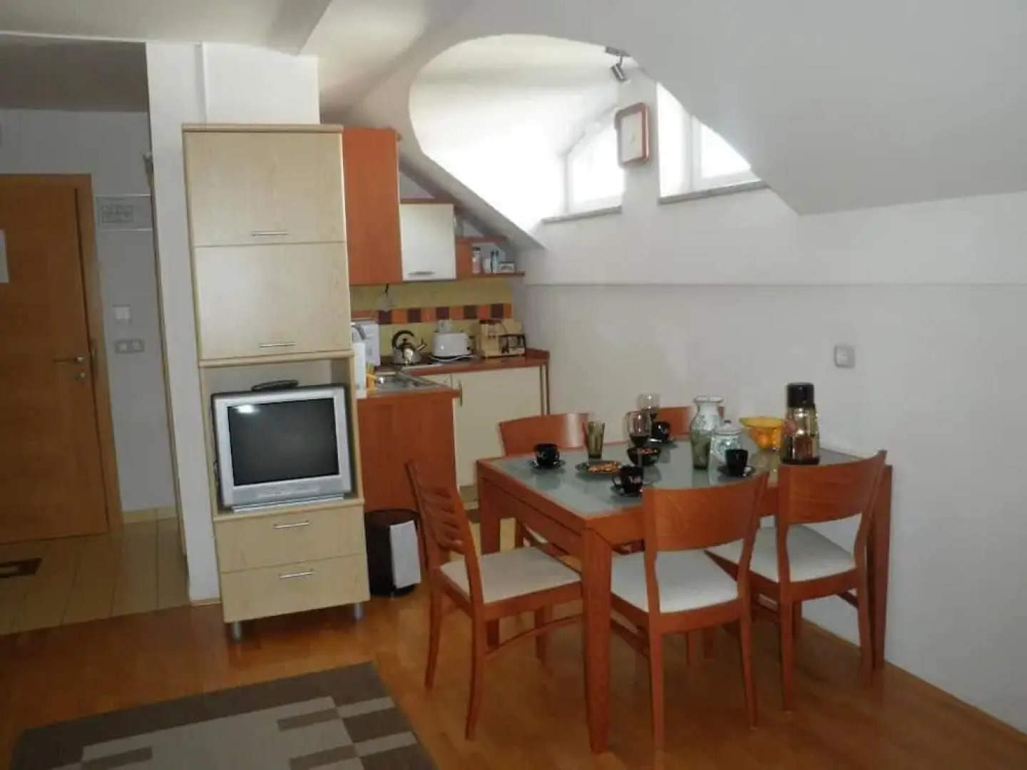 Apartments and Rooms Oliviers