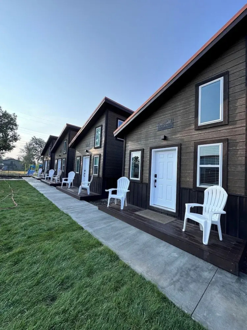 Glacier Alpine Lodges