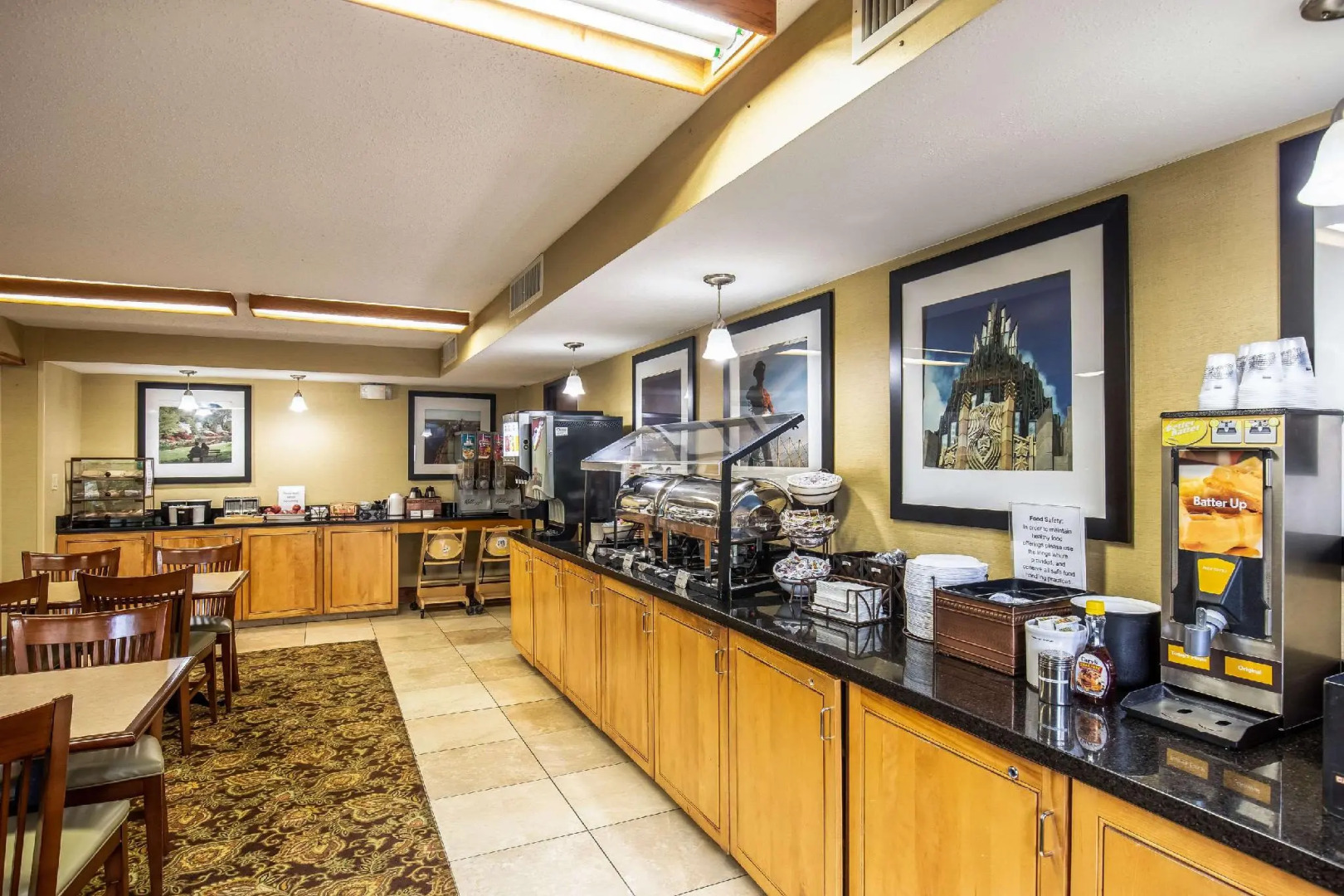 Tulsa Square Hotel Central, I-44 By OYO