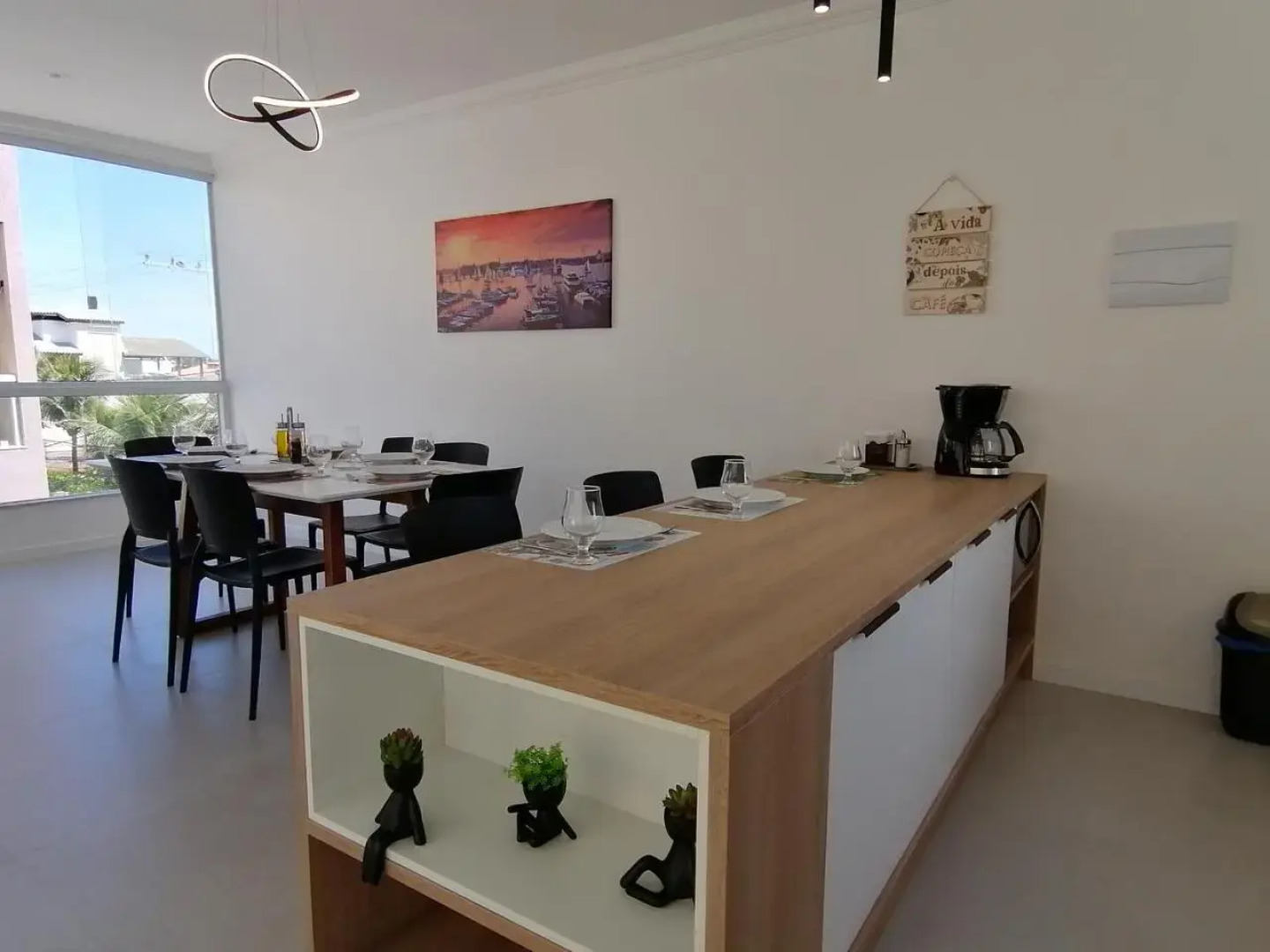 Triplex pé na areia com 3 suítes próximo Salvador