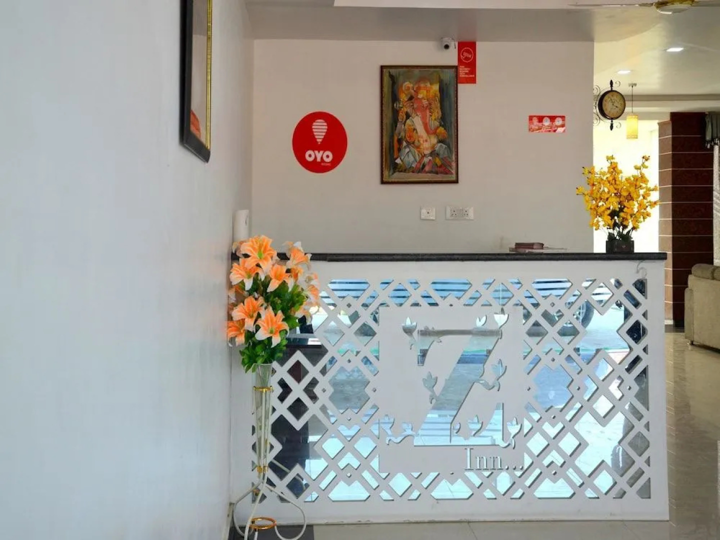 OYO 4308 Hotel Zaarang Inn