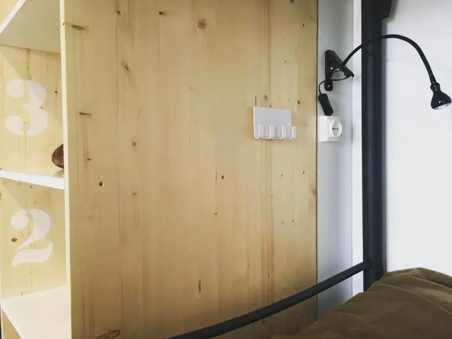 Hornillos Meeting Point (Pilgrim Hostel)