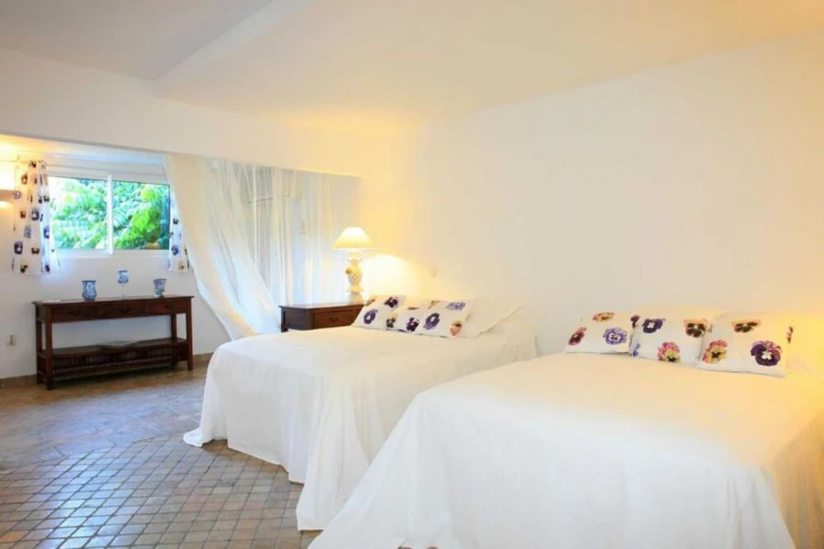Villa With 5 Bedrooms in Saint Martin, With Wonderful sea View, Privat