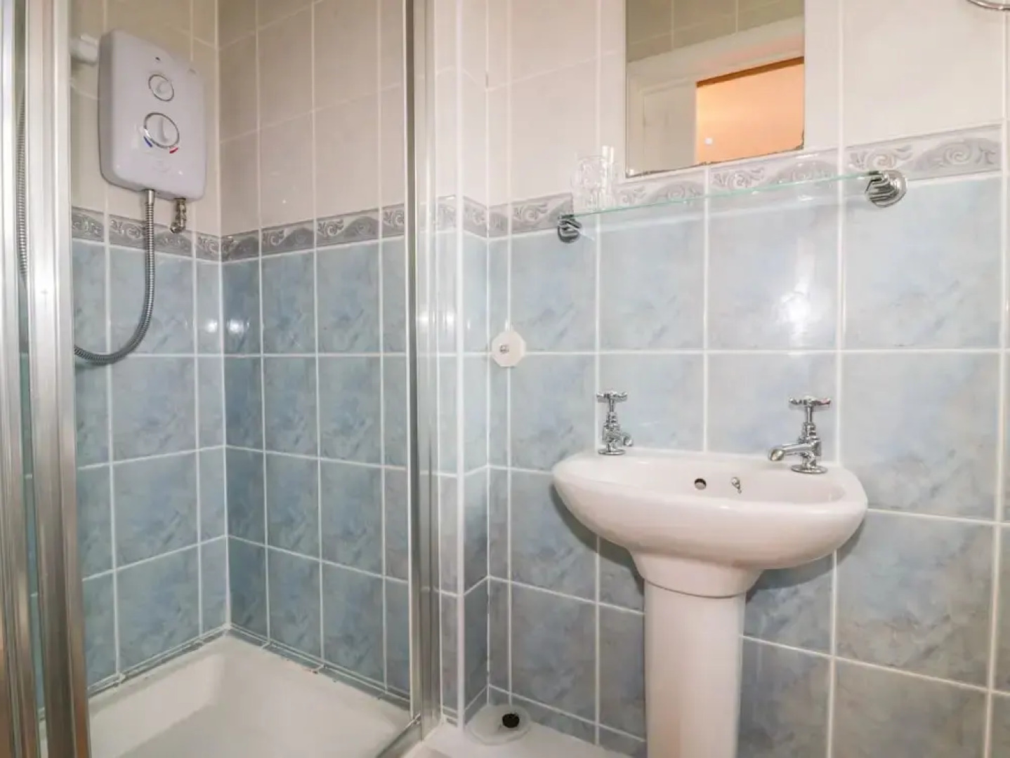 Yellow Sands Apartment 5