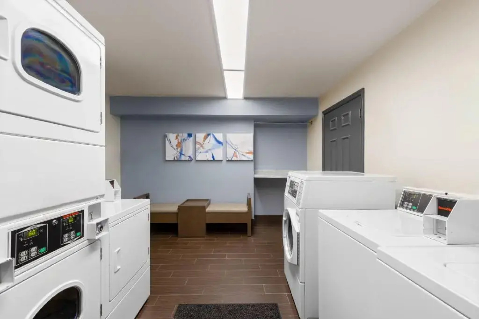 Candlewood Suites St. Louis - St. Charles