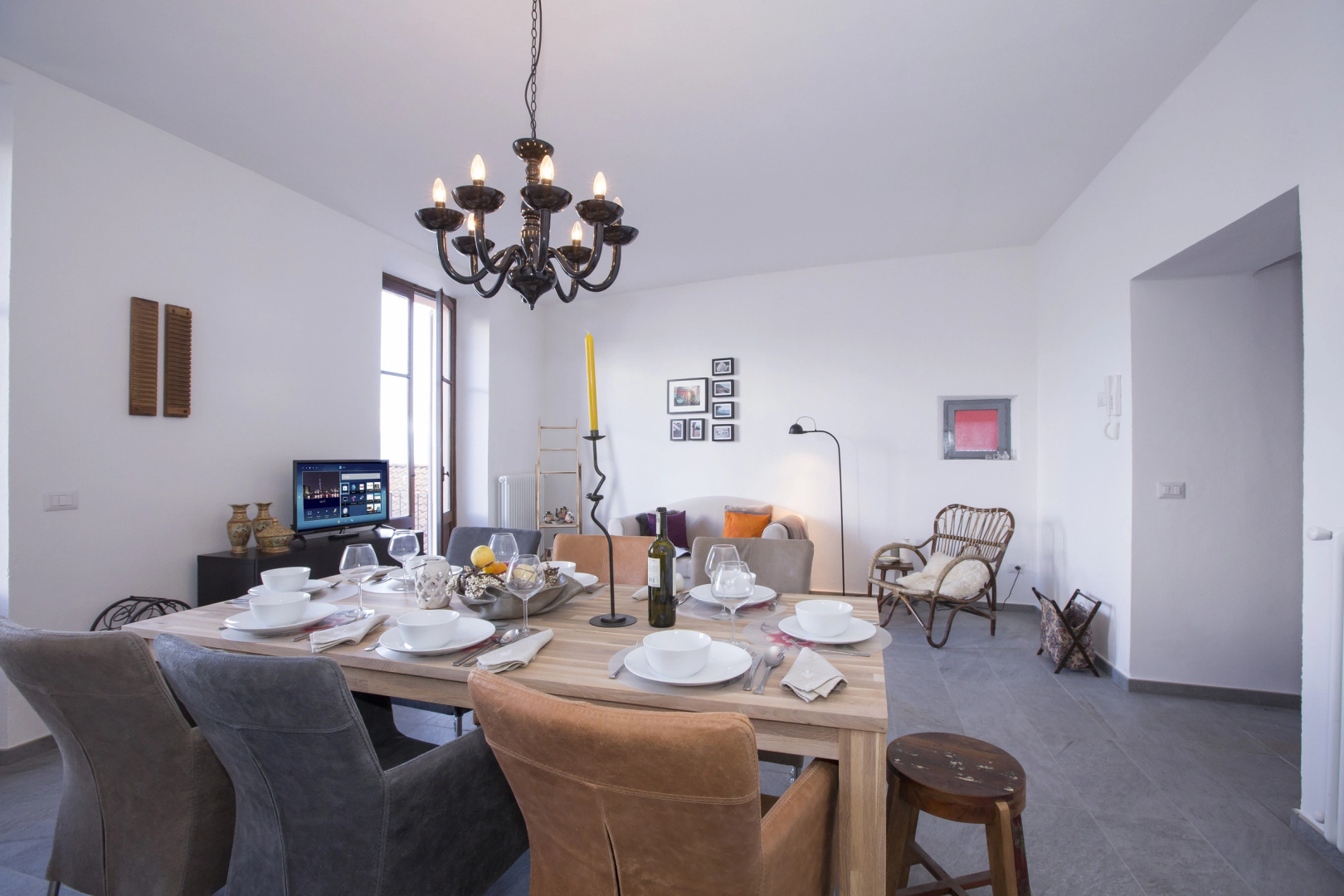 Rustico Logo Bellavista