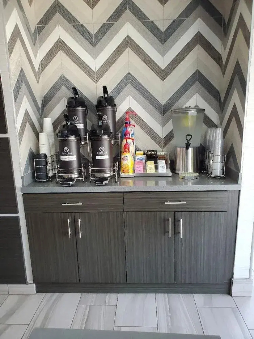 La Quinta Inn & Suites By Wyndham Ponca City