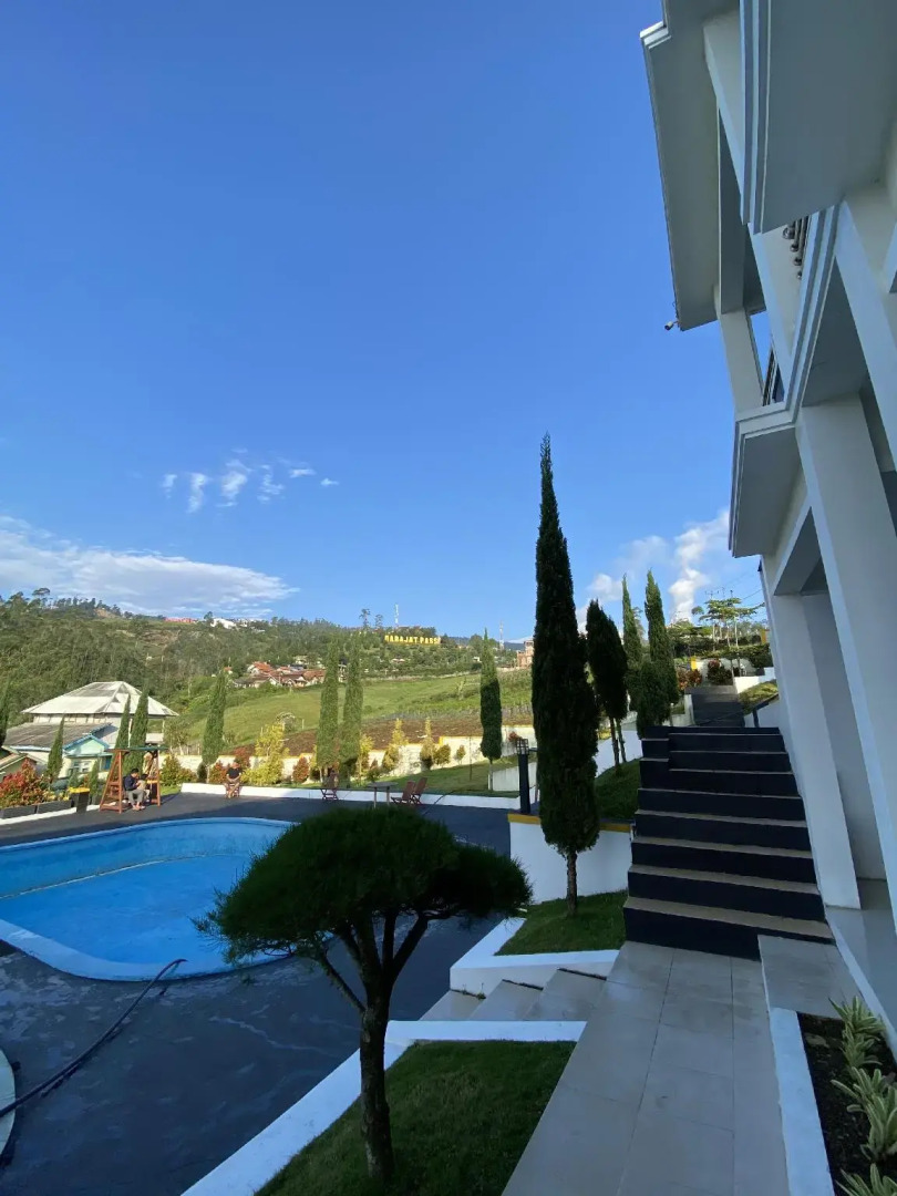 Green Hero Darajat Hotel