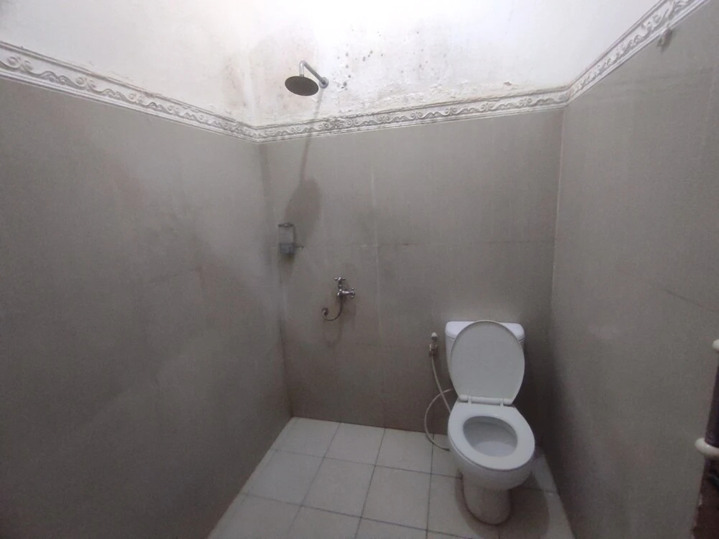 Capital O 93024 Hotel Ganesha