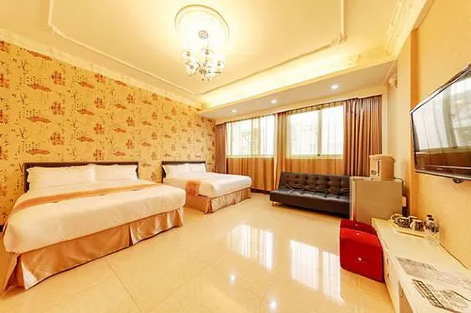 Autumn casual about Earl Seasons Bed and Breakfast