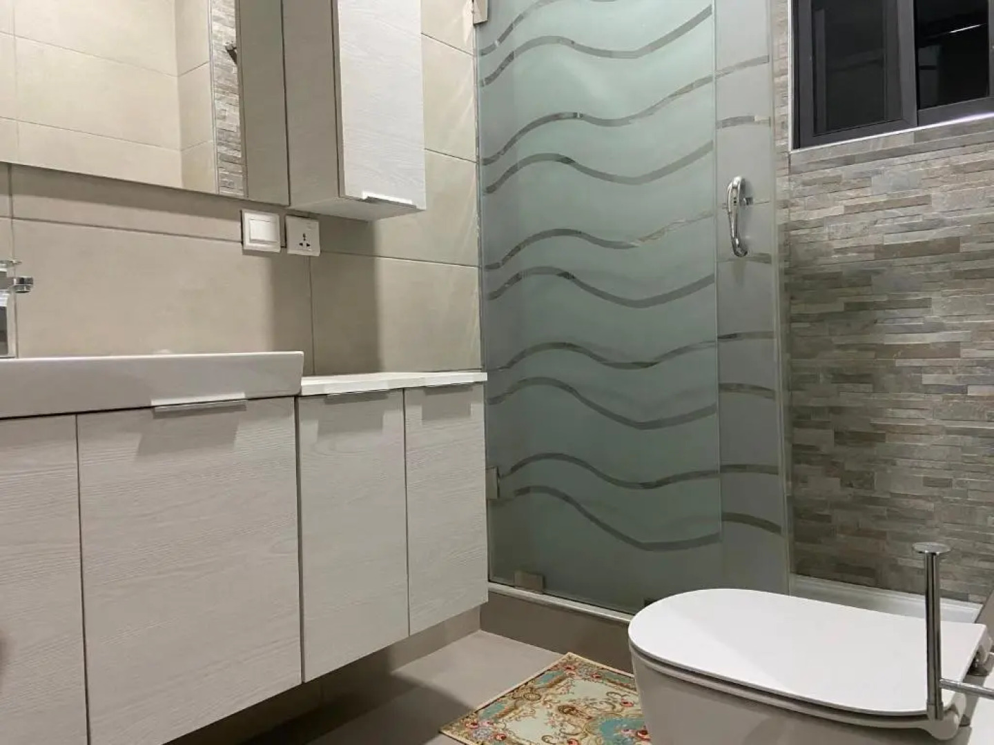 Queens View Apartment