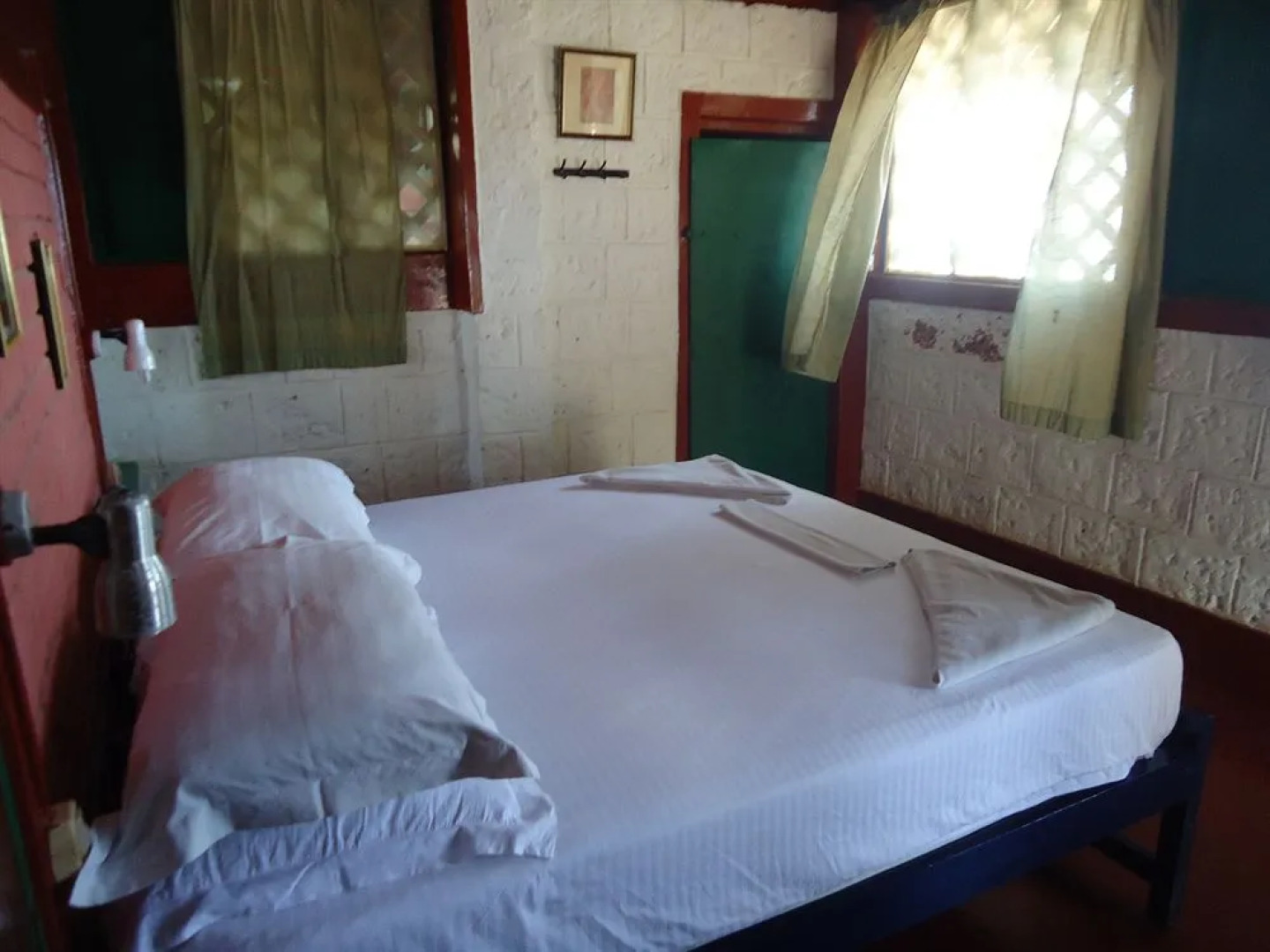 jüSTa Turtlebay on Sea