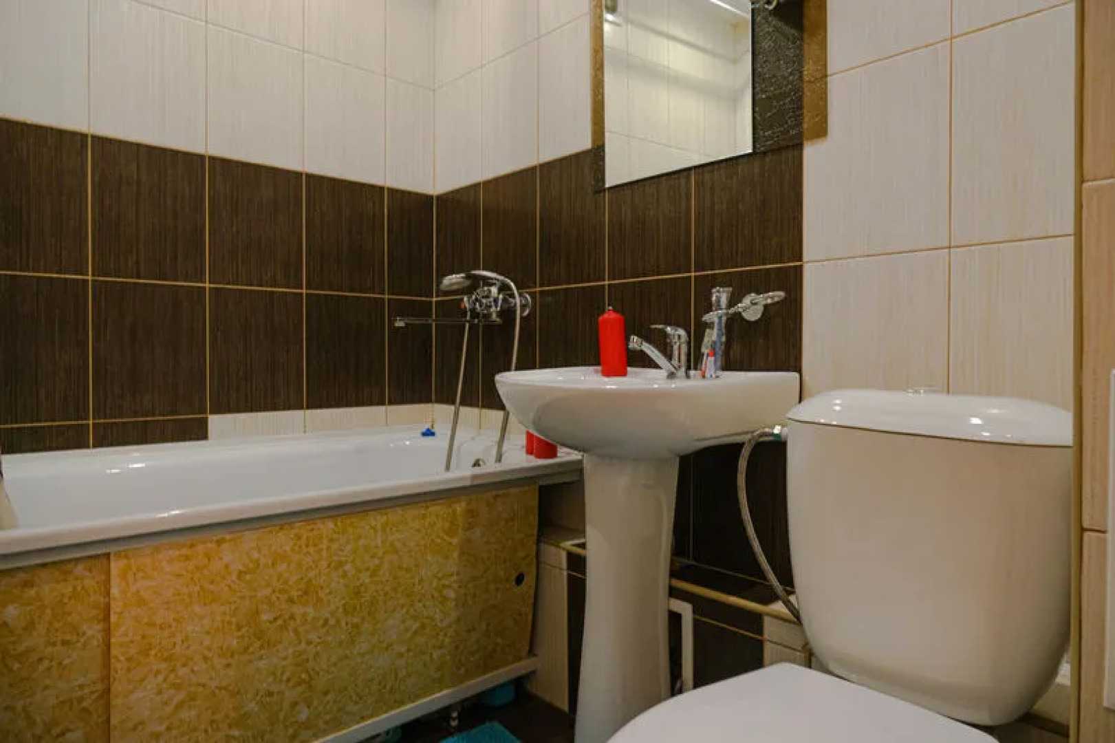 Crystal Apartments on Avenue Kuzbasskij, bld.14