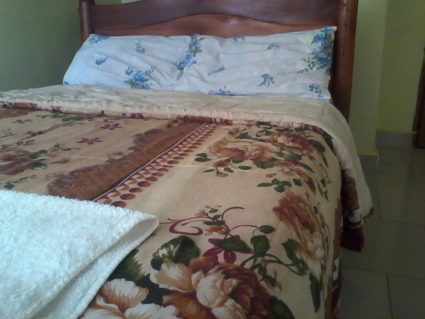 Georgies Harvest Motel