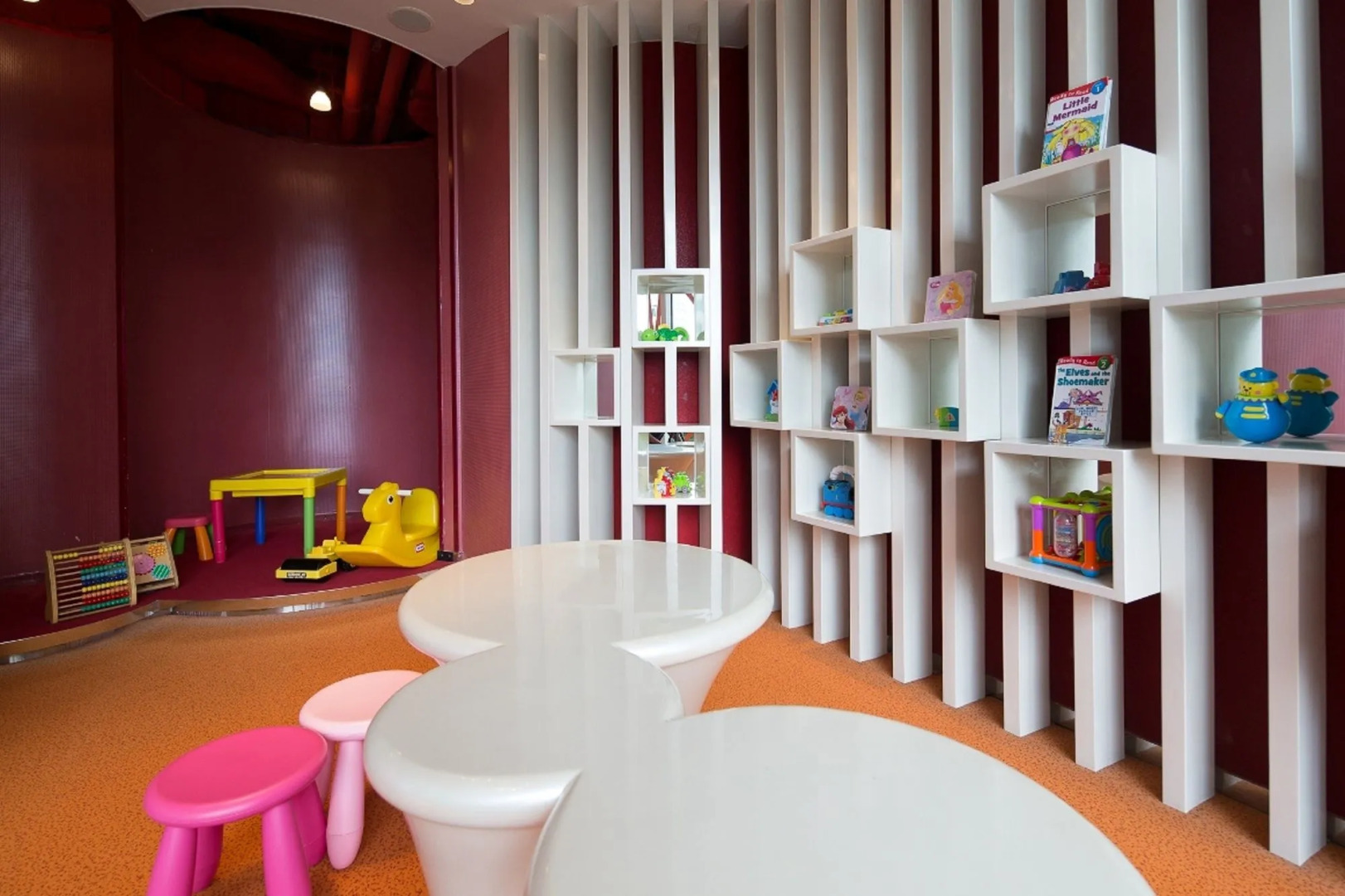 Kowloon Harbourfront Hotel