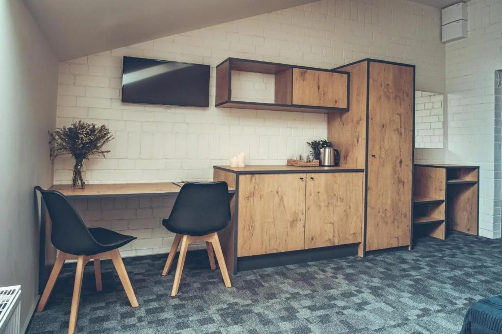 Railway Apartments and Hotel