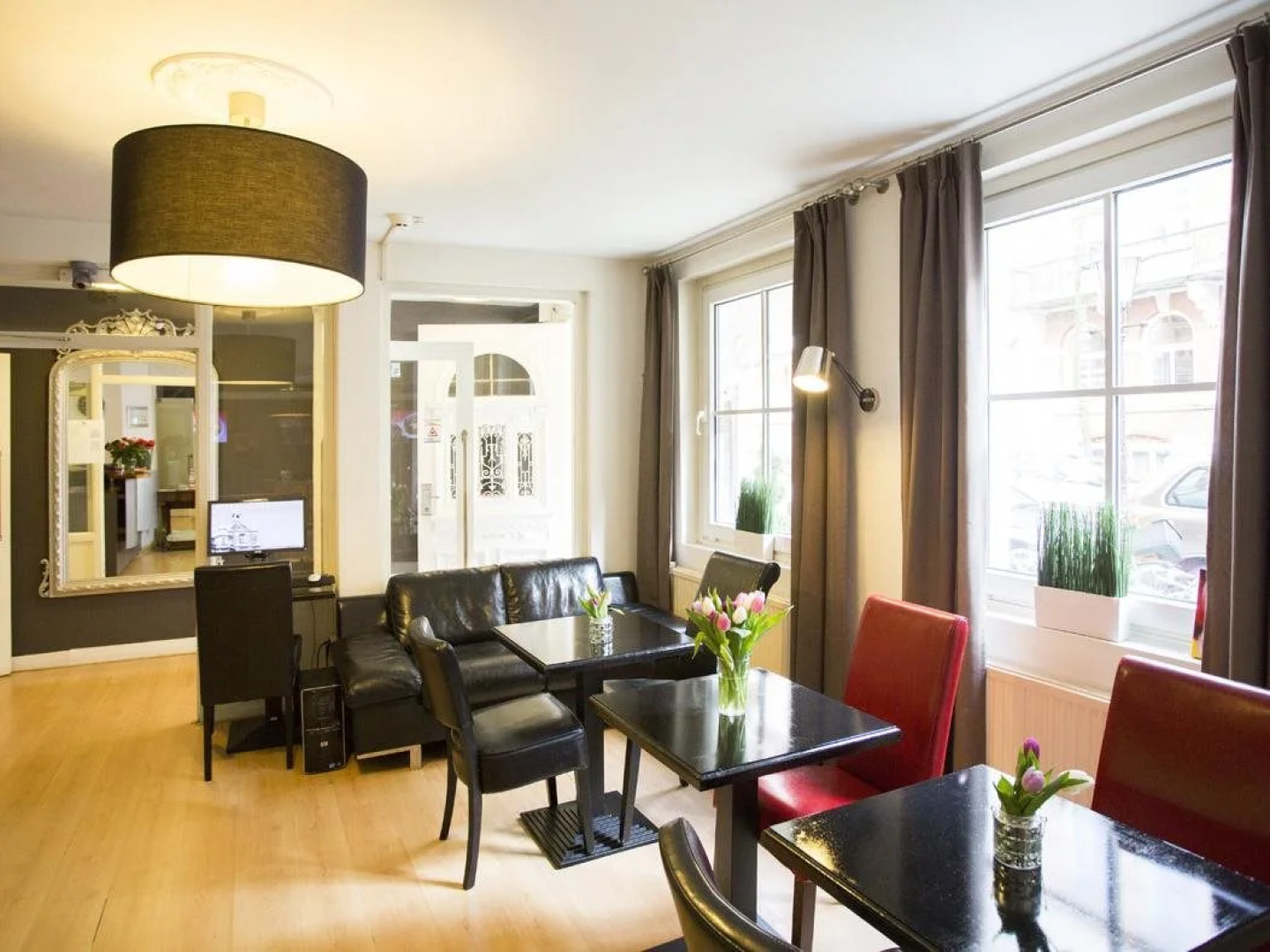 Quentin England Hotel