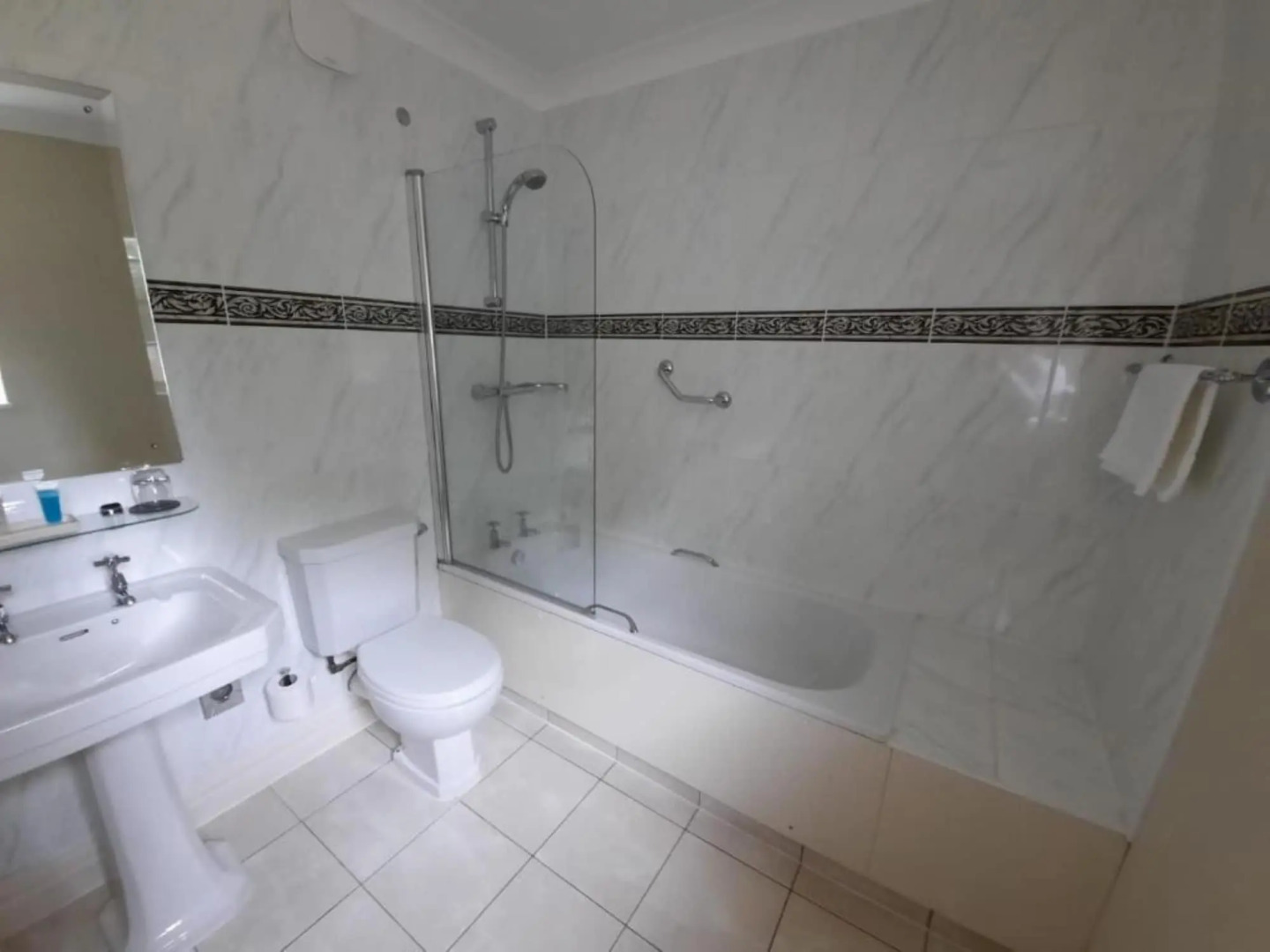 Macdonald Pittodrie House